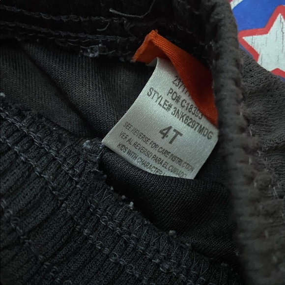 $1 - Paw Patrol Red Graphic T-Shirt and shorts - Picture 3 of 5